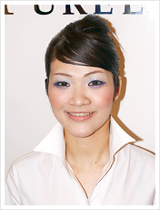 新崎佳子